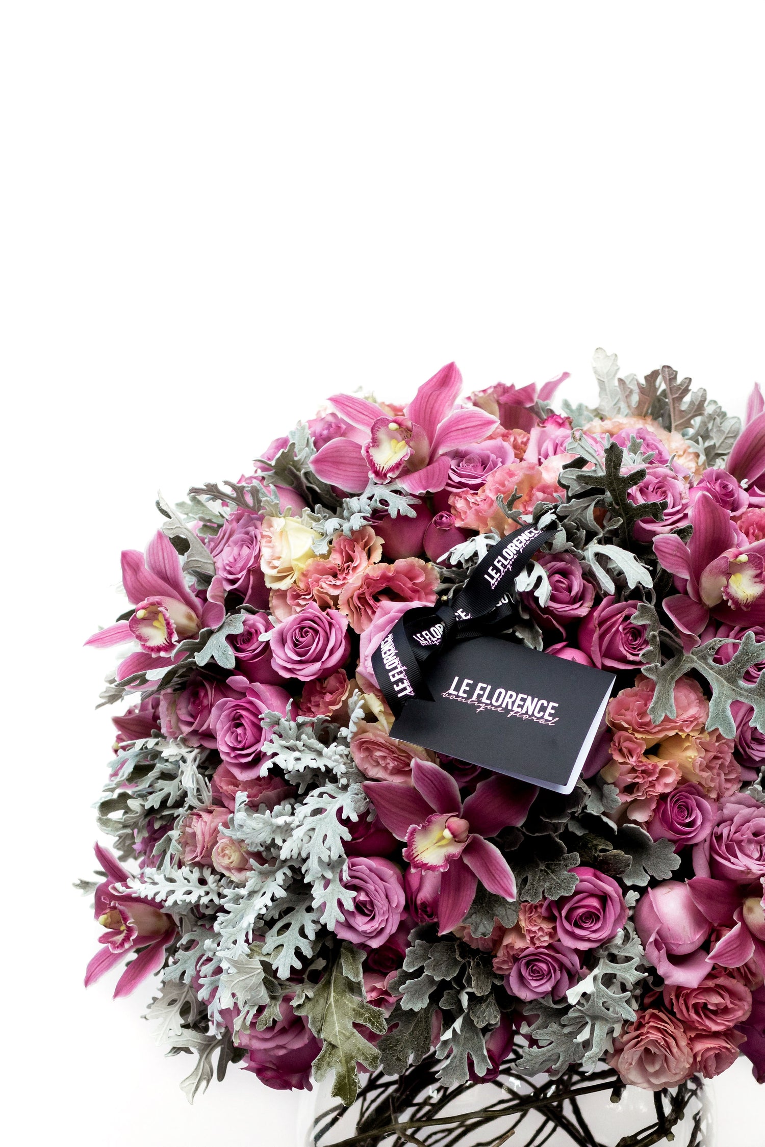 Daniela Cymbidium Arreglo Floral