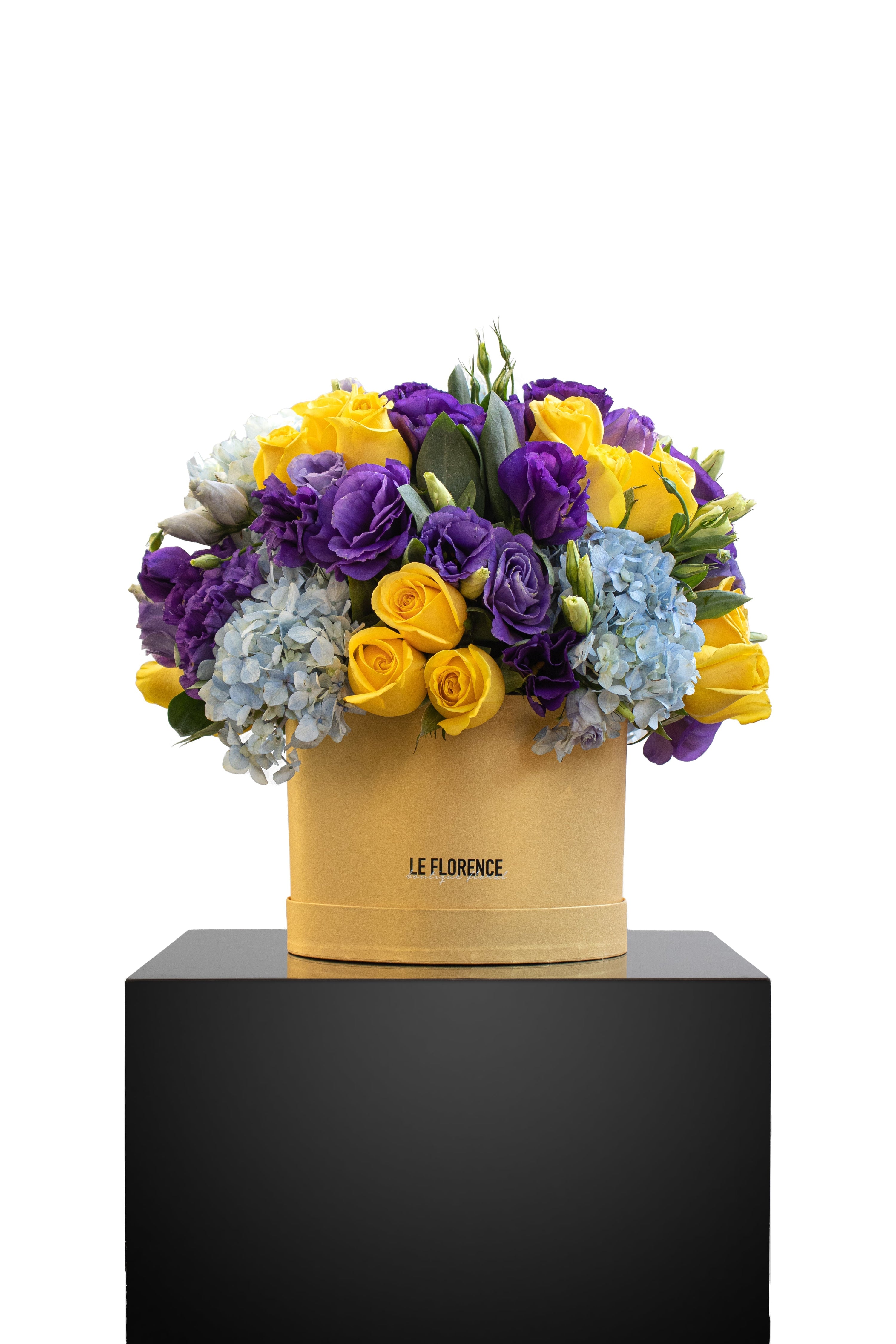 Diferencia entre ramo y arreglo floral: cuál elegir y cuándo - Le Florence