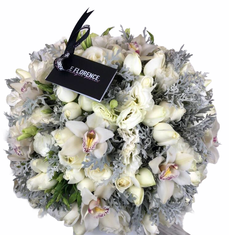 Daniela Cymbidium Arreglo Floral