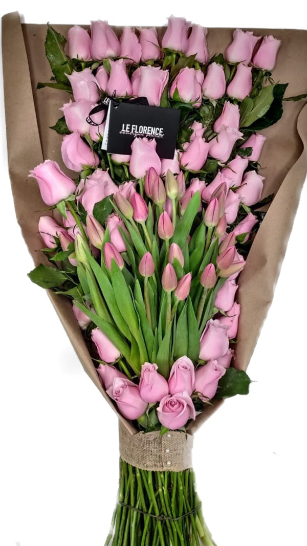 Tita Tulipanes Arreglo Floral