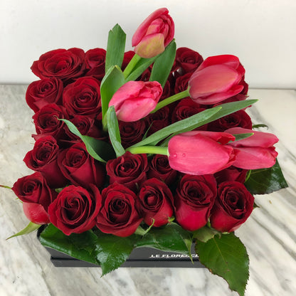 Andrea Tulipanes Arreglo Floral